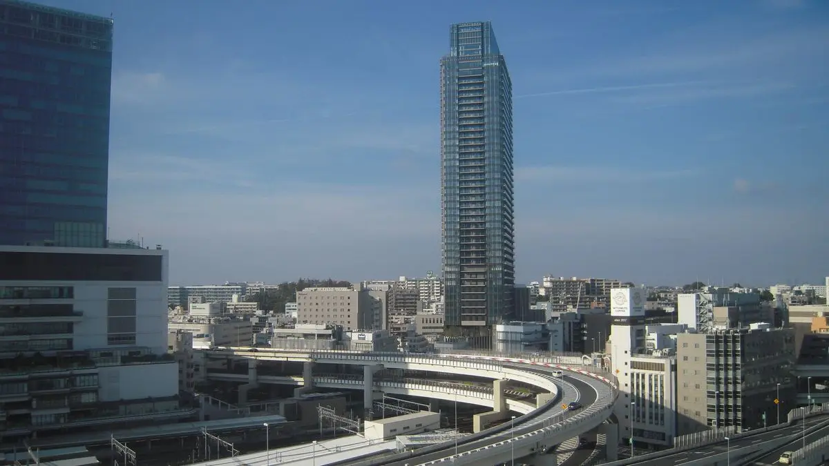 近代都市の交通がそこにはあった。