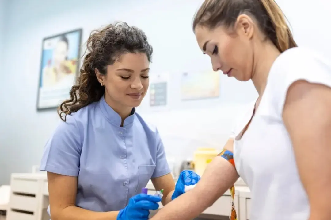 Làm NIPT hết bao nhiêu tiền? Xét nghiệm có được hỗ trợ bảo hiểm không?