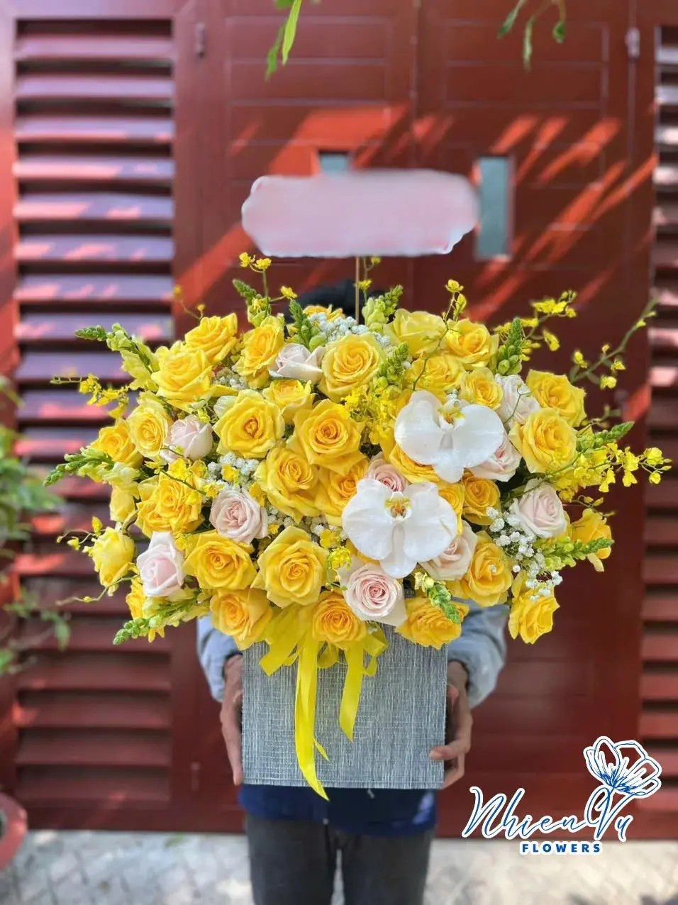 Vì sao shop bán hoa phong cách Hàn Quốc được ưa chuộng?