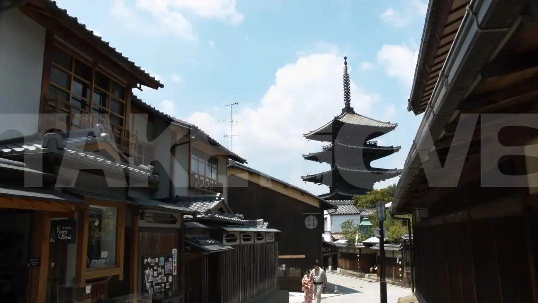 京都の八坂神社や法観寺の八坂の塔が見える東山エリアの風景の動画素材を公開しました