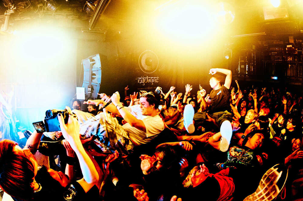 "Deep Wet Pink Cave" LIVE@MAYDAY