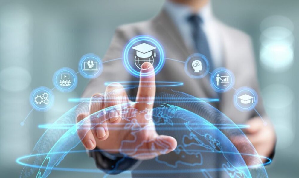 スマート学習ソリューション市場、2030年2,273.5億米ドル規模—CAGR21.67％で教育革新を実現