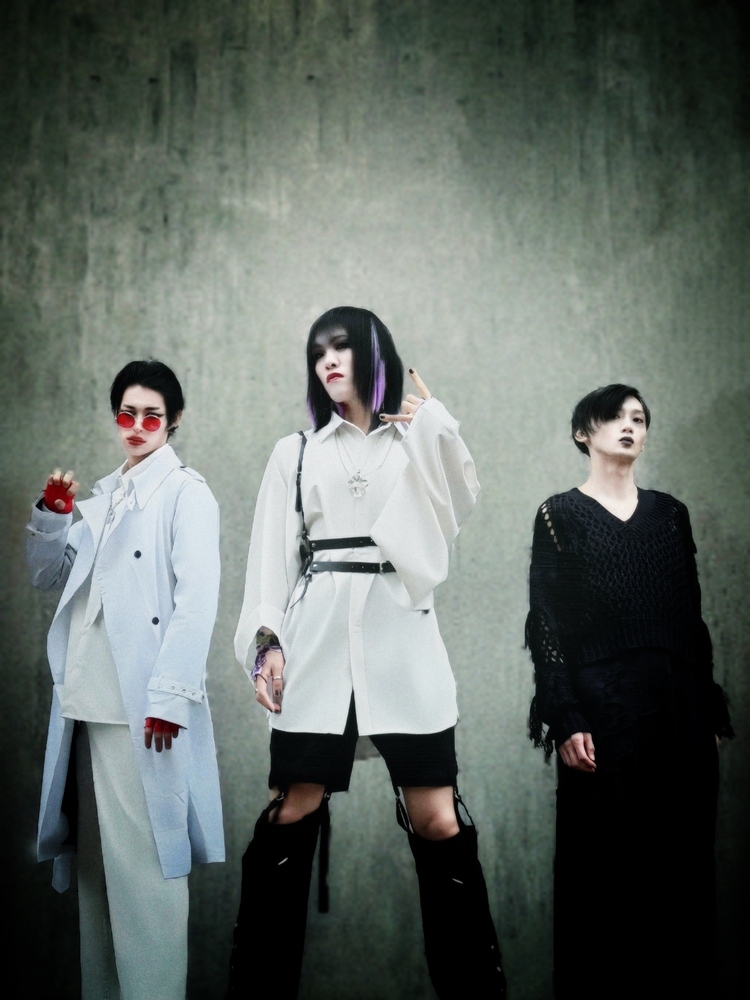 最速ライブ出演情報！！