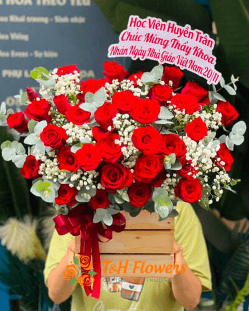 100+ Mẫu hoa tặng thầy cô đẹp, chuẩn thông điệp đúng nghĩa