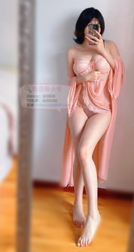 Gleezy：sk3826 外約無套人妻 冰沙 164cm E奶 27歲  個性活潑愛笑 聊天很有趣