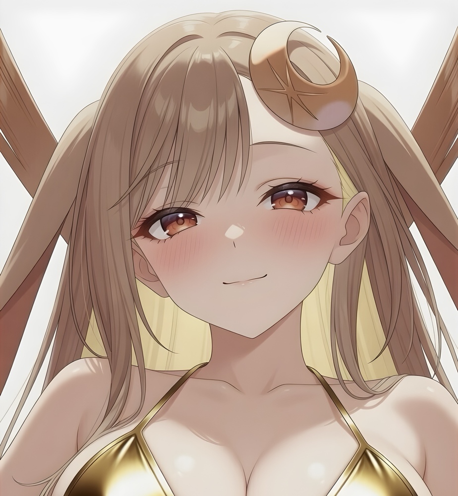 かぐや金ビキニ
